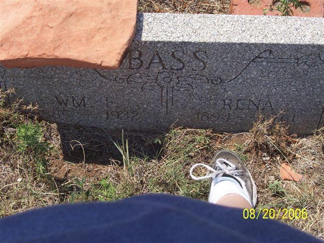 Tombstone of William and Rena Bass