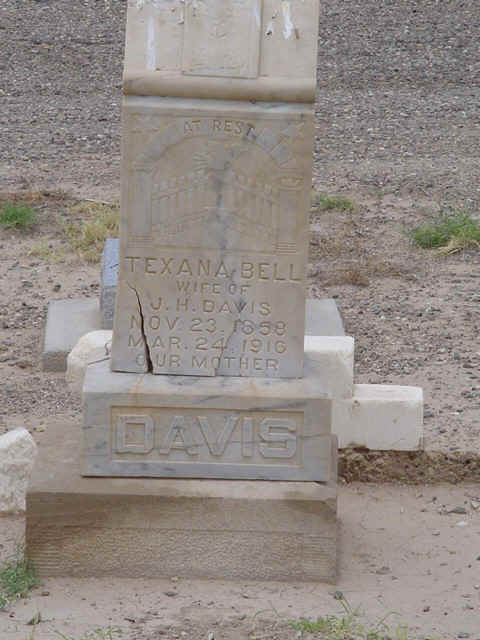 Texana Bell Davis, Reeves County, Texas